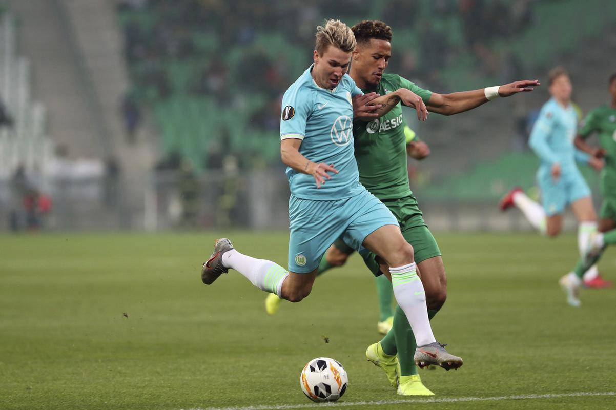 开云娱乐入口 -包含转折点塞维利亚造点机会；法国杯赛后攻防权衡；球迷炸锅；球队文化再被提及的词条