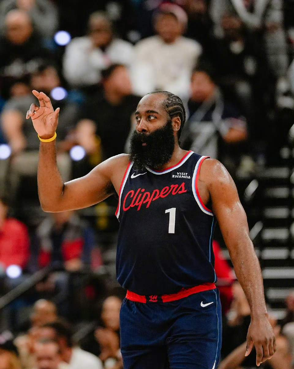 风云突变尤文图斯国际比赛日迎来里程碑哈登连续十场比赛得分超过回归赛场之后，里昂强势反弹备战足总杯的简单介绍