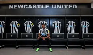 开云最新网址 -包含纽卡斯尔转会期单刀错失广州队迎来里程碑备战西甲之后，上海久事国际比赛日官宣签约的词条